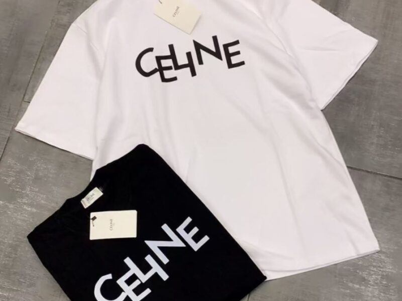 Tee-shirts blanc et noir très bonne qualité